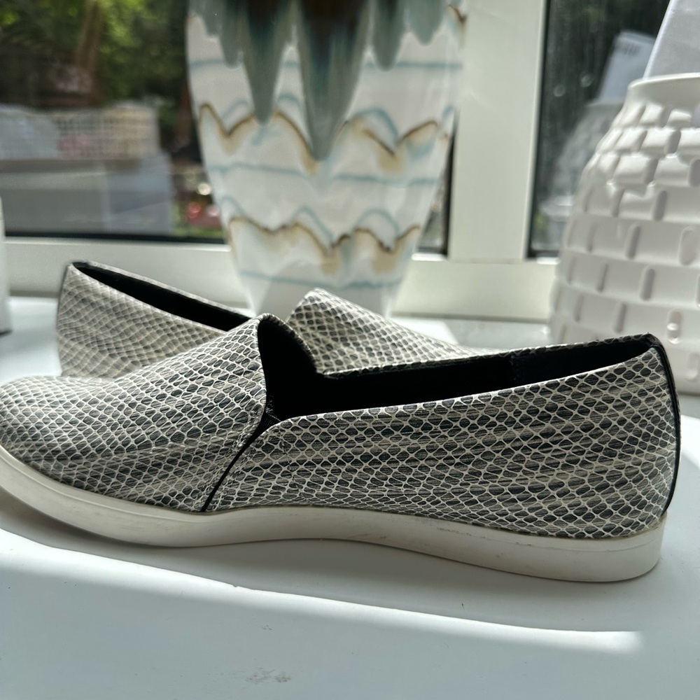 Dr. Scholl's Black and White Loafers Slip-Ons